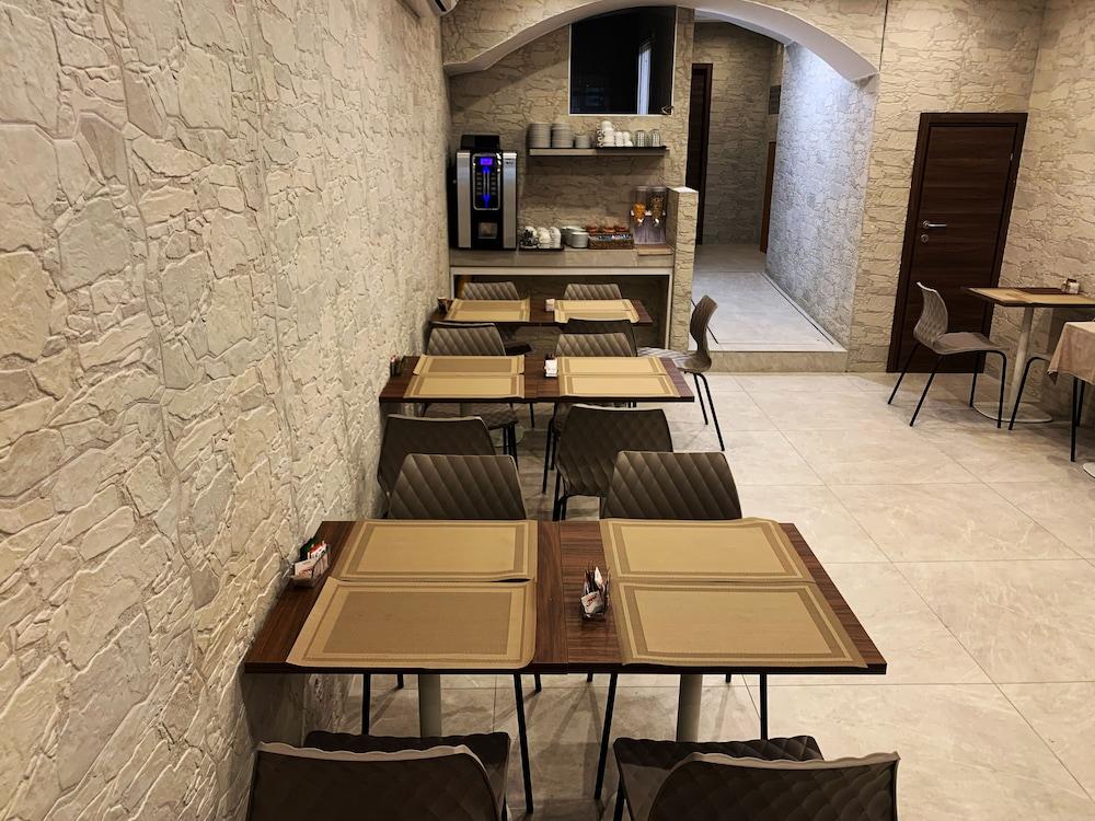 Fiorino Hotel 3*