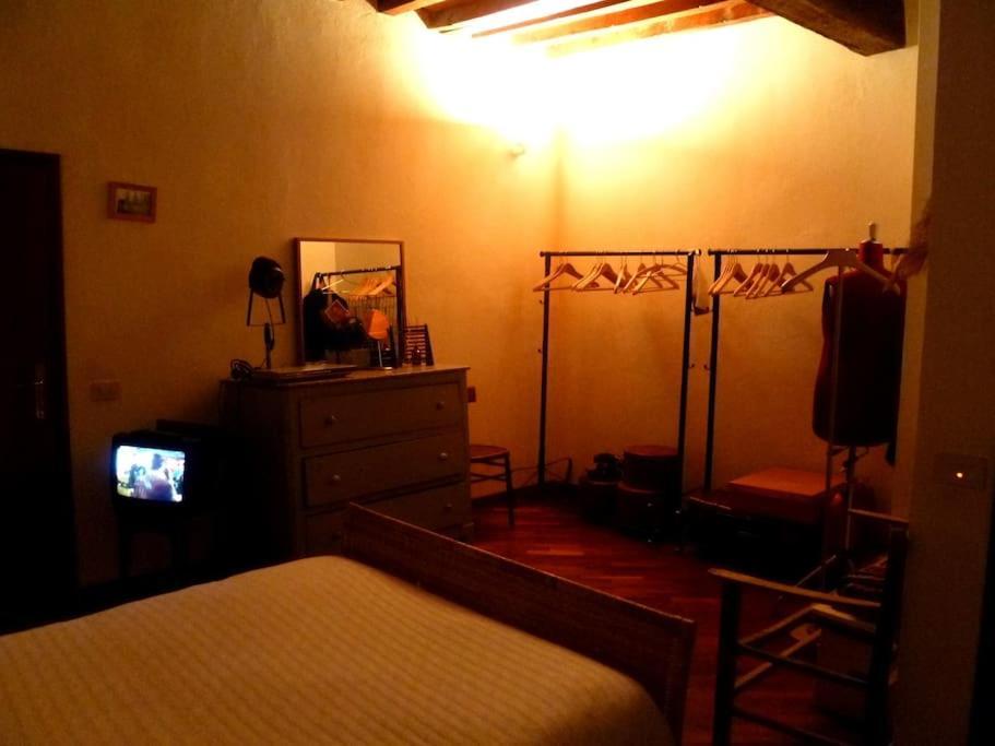Romantic In San Frediano Florence