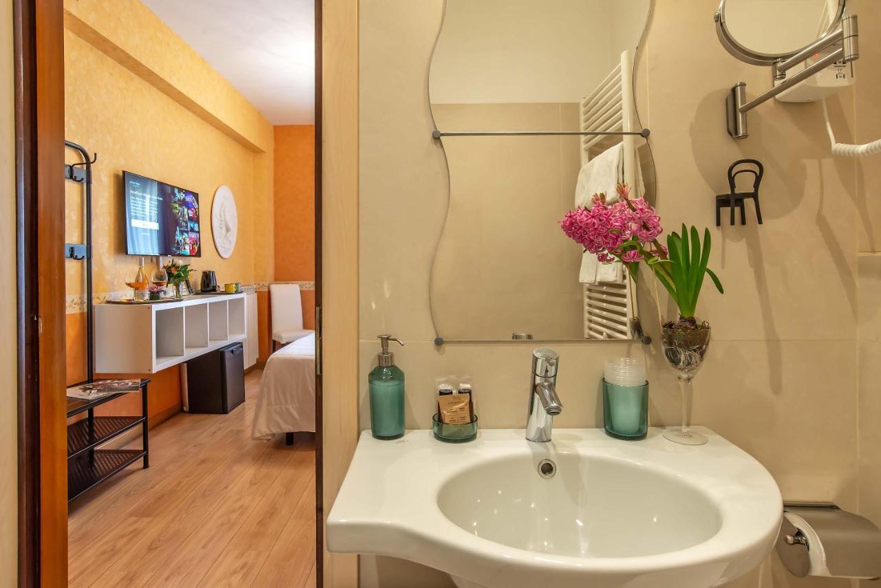 Jane Hotel 3*