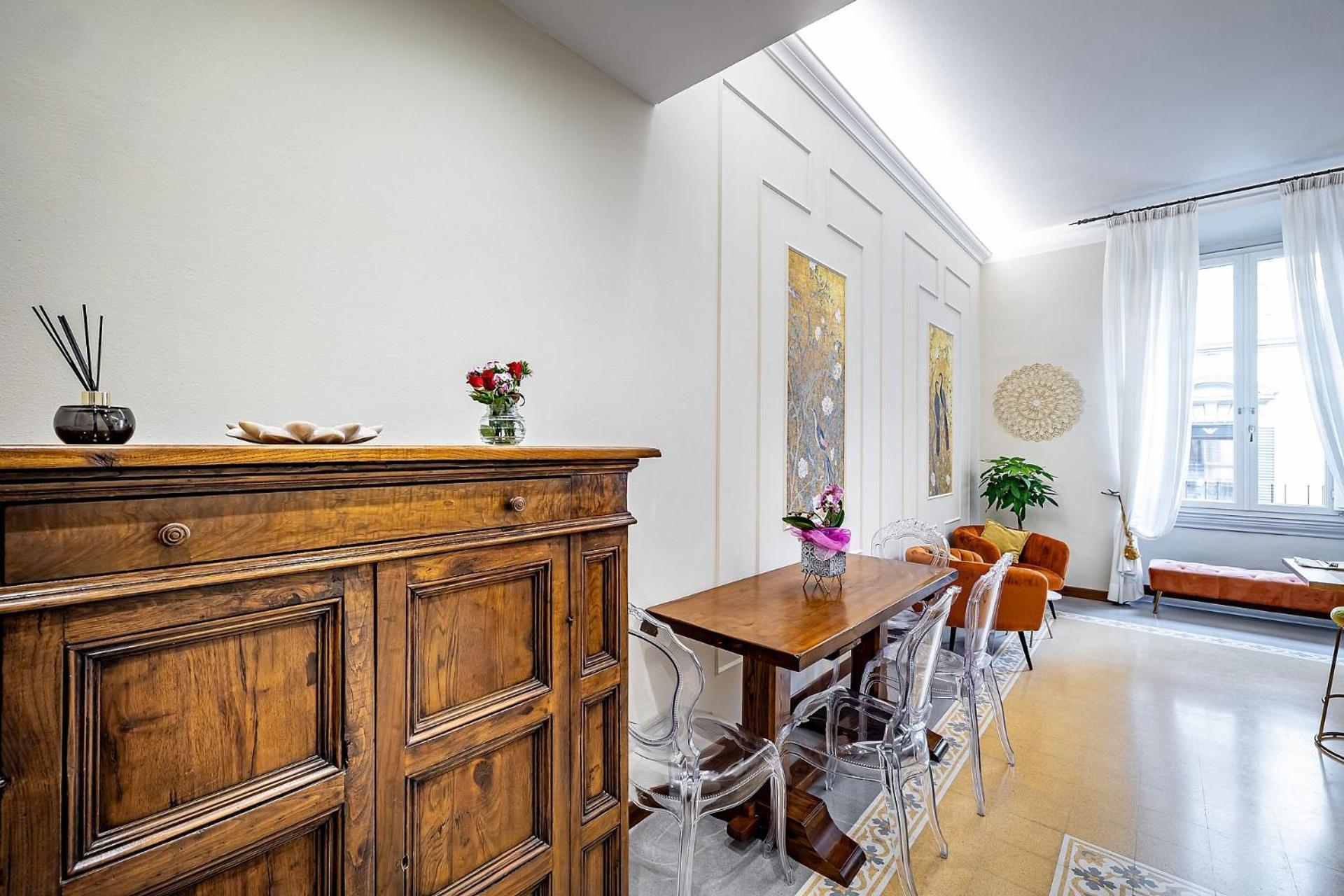 Three Via Roma Apartment *