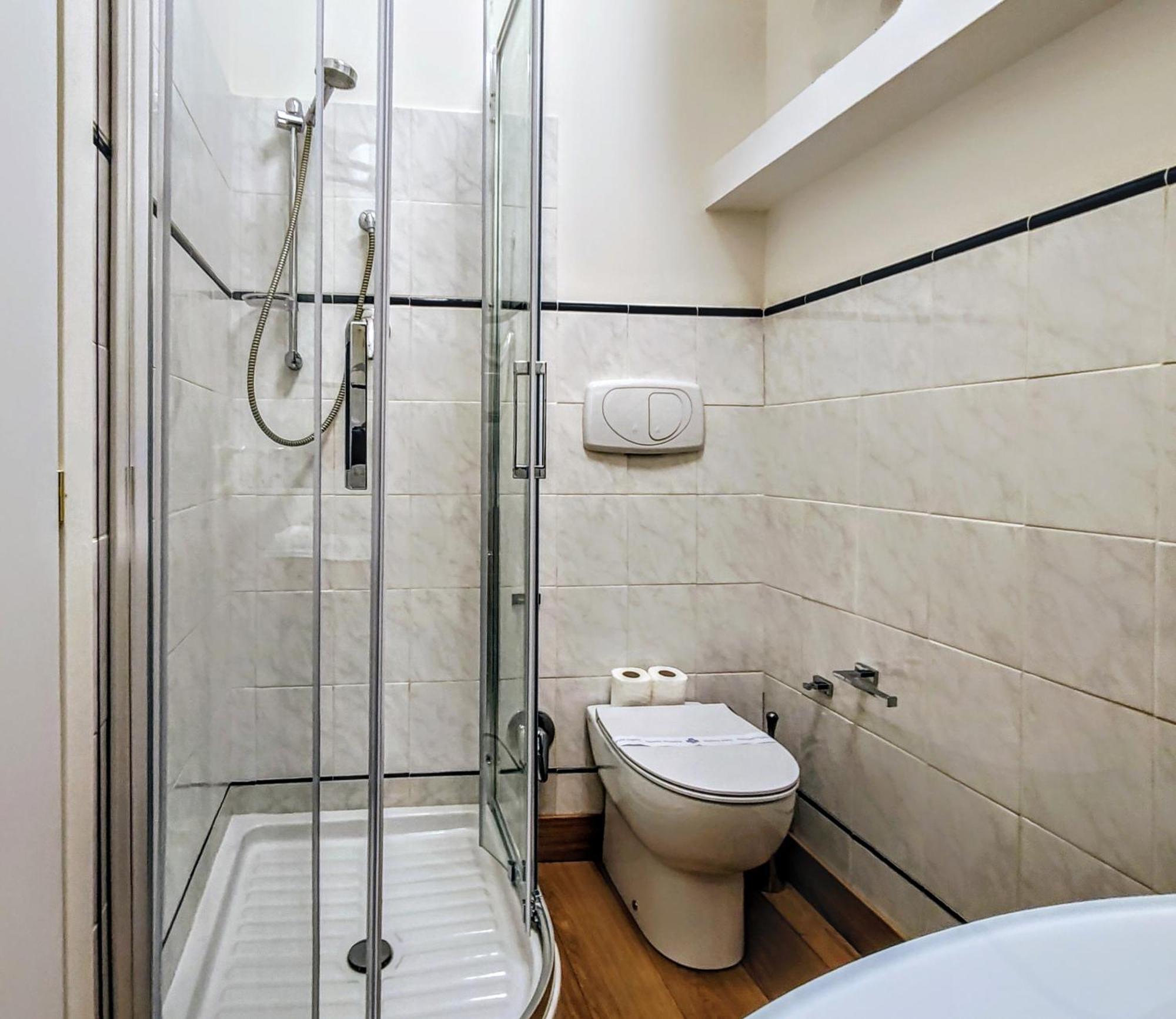 Apartment Lungarno Del Tempio River View By 360rentals Florence
