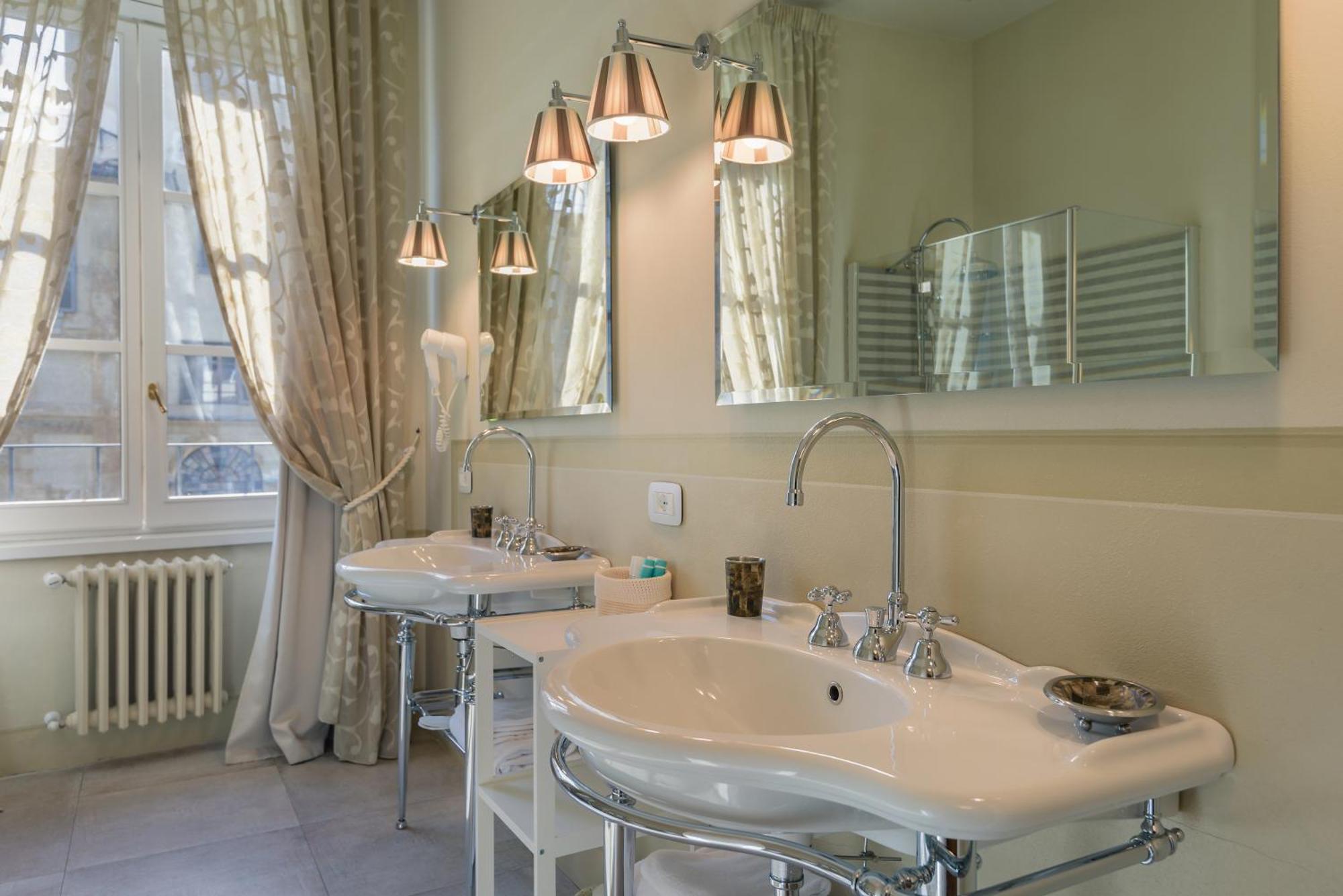 Bed & Breakfast Palazzo Della Stufa Residenza D'epoca Florence