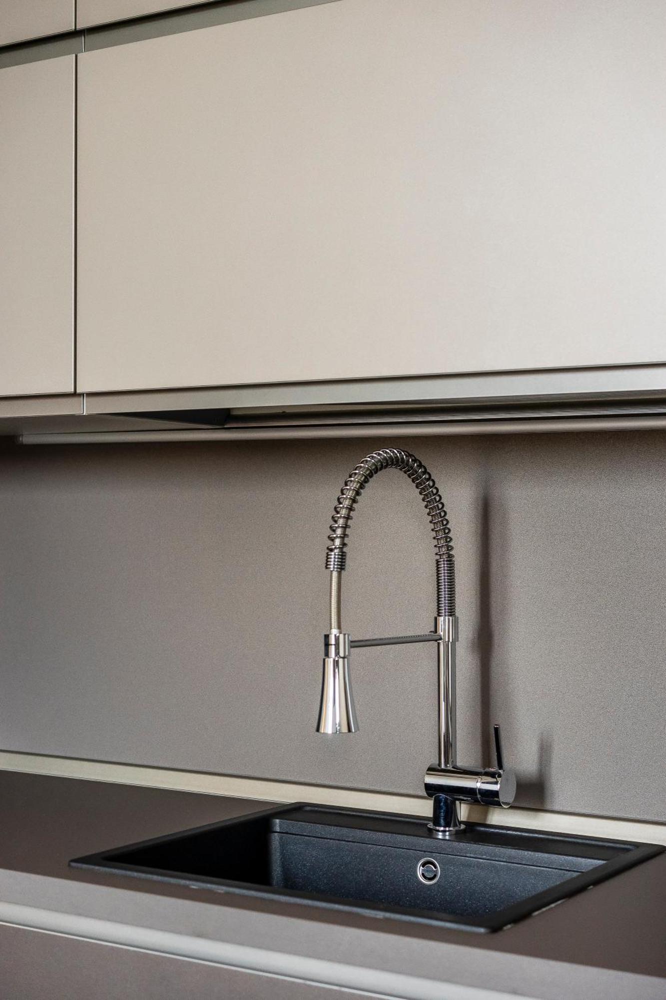 Apartment San Marco Black Luxury Con Terrazzo E Parcheggio Su Richiesta Florence