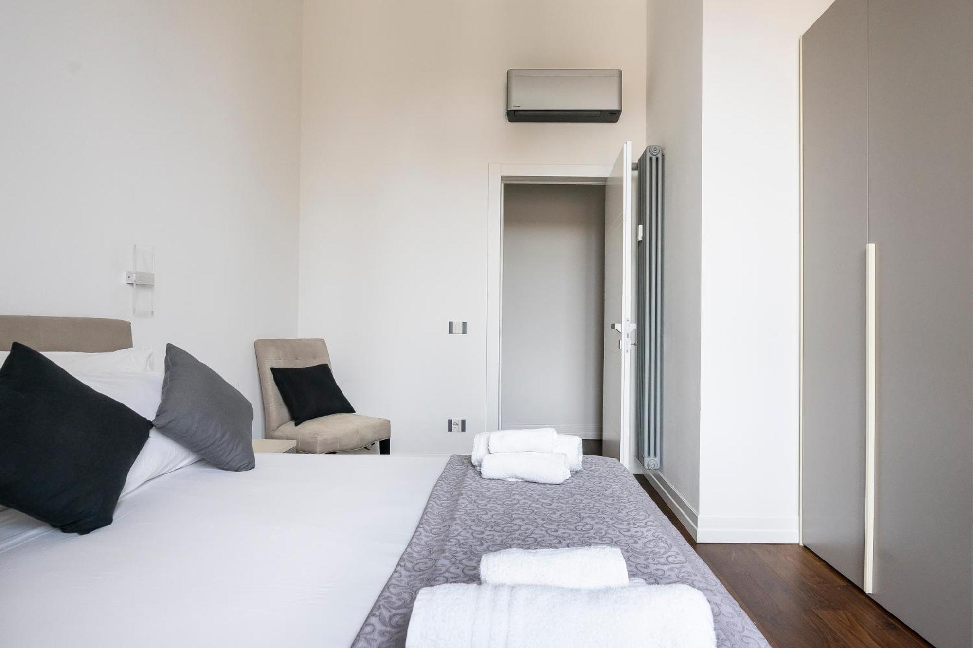 San Marco Black Luxury Con Terrazzo E Parcheggio Su Richiesta * Florence