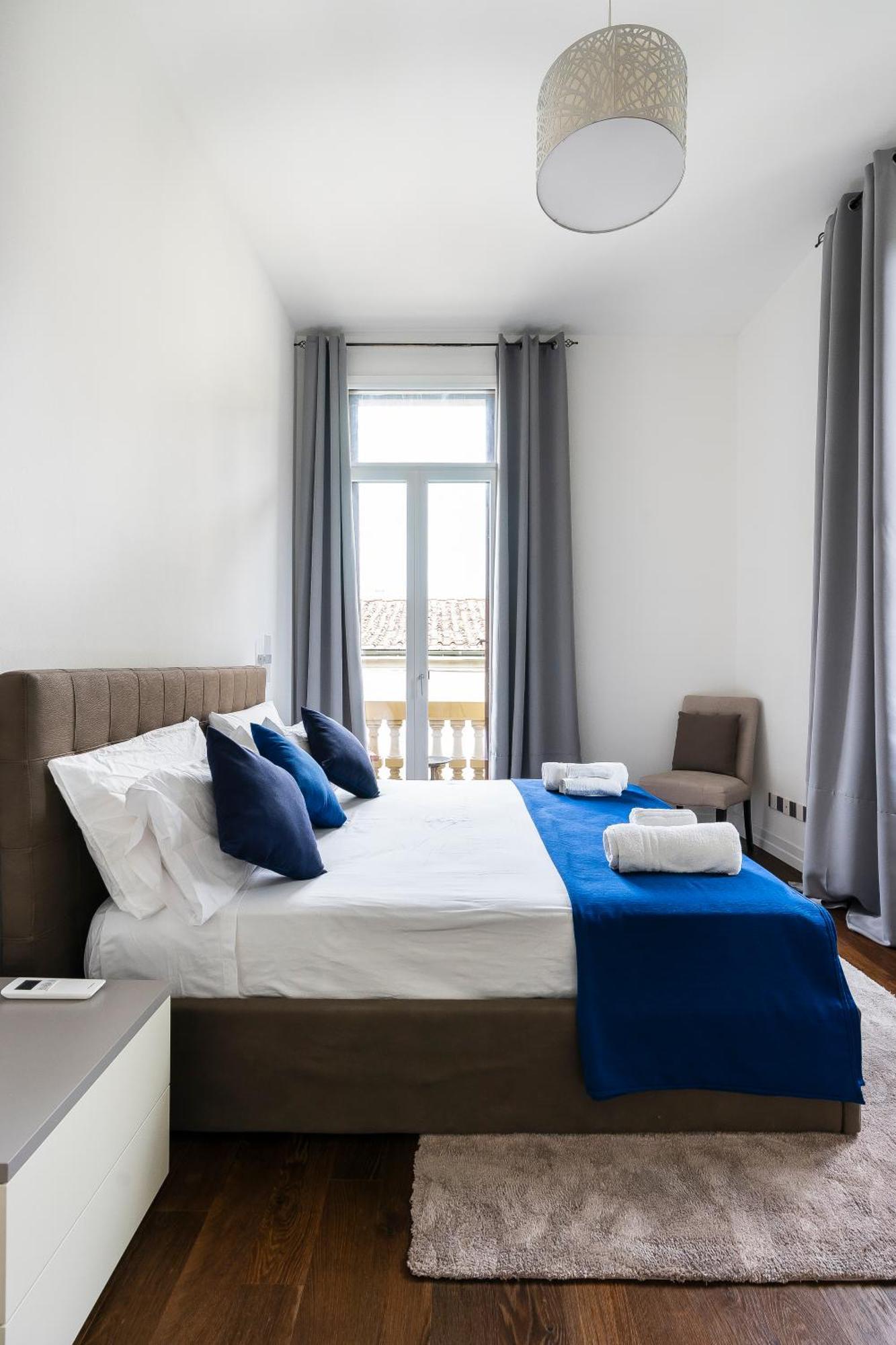Apartment San Marco Black Luxury Con Terrazzo E Parcheggio Su Richiesta