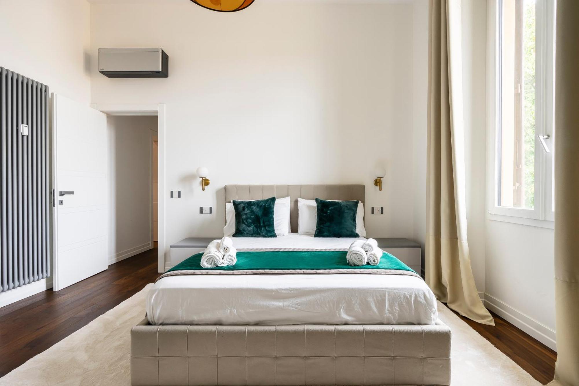 Apartment San Marco White Luxury Con Garage Su Richiesta Florenz