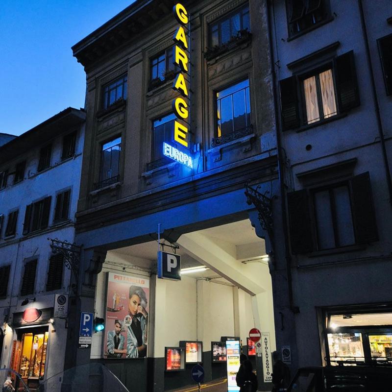 Bed & Breakfast Dimora Sassetti 6 *