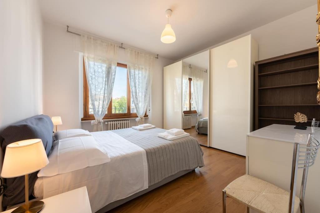 Belfiore2 1 Bedroom Apt By The Railways Station Apartment *