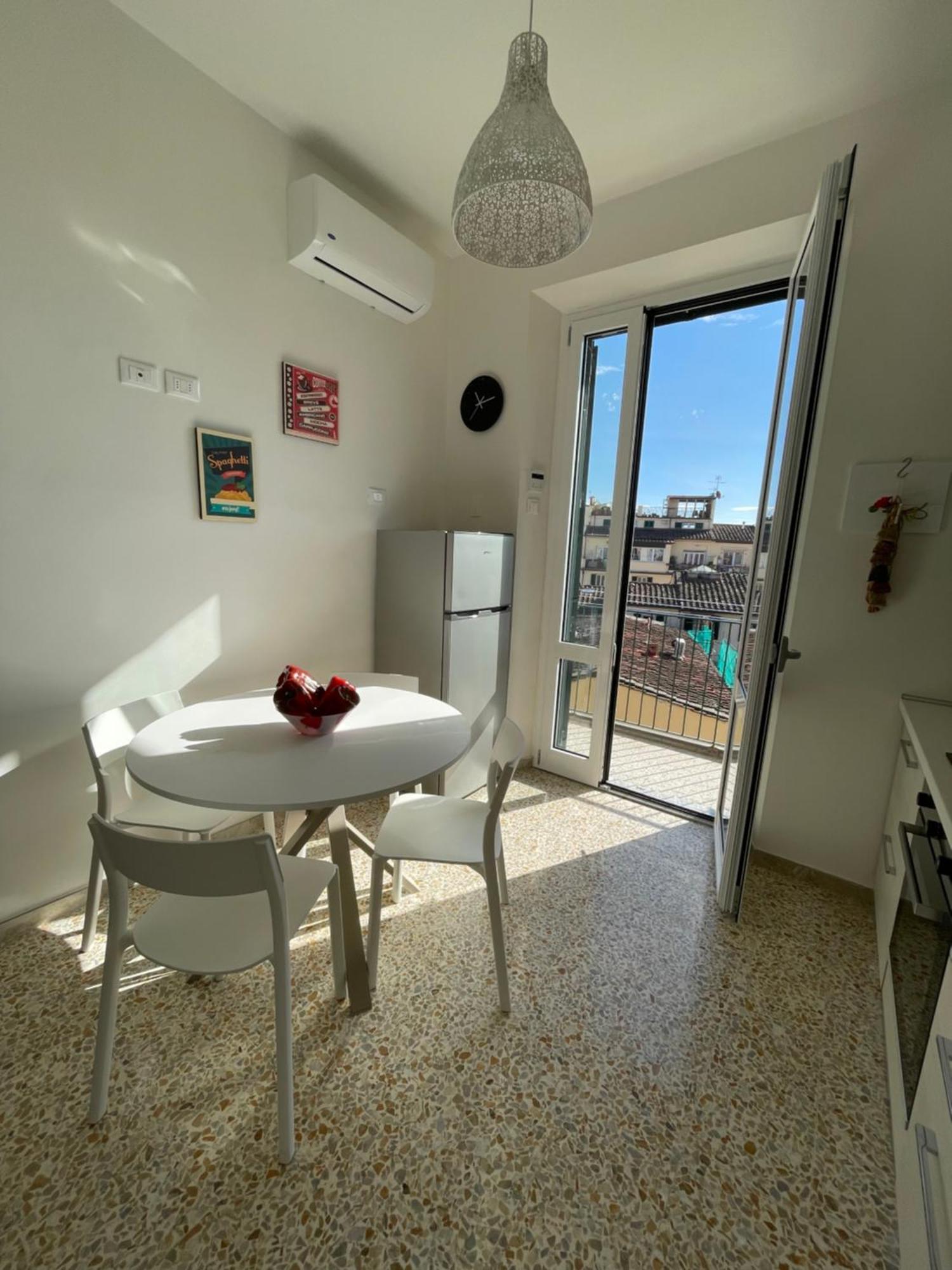 Roby In Centro 3 3 Bagni Apartamento *