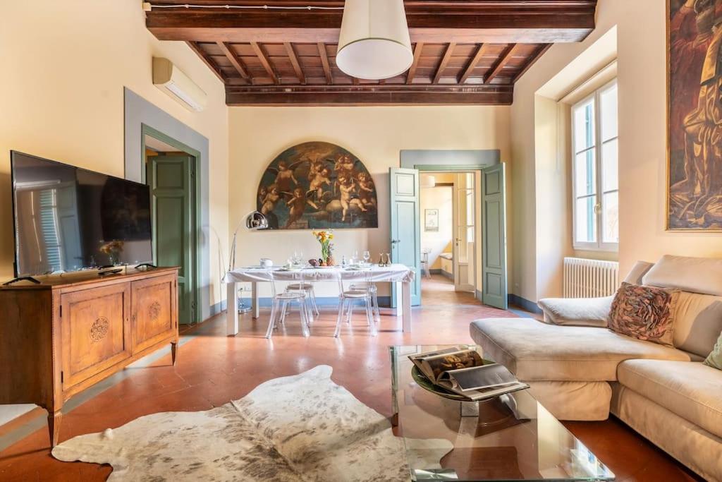 Ginny's House- Borgo La Croce Luxury Appartement Florence