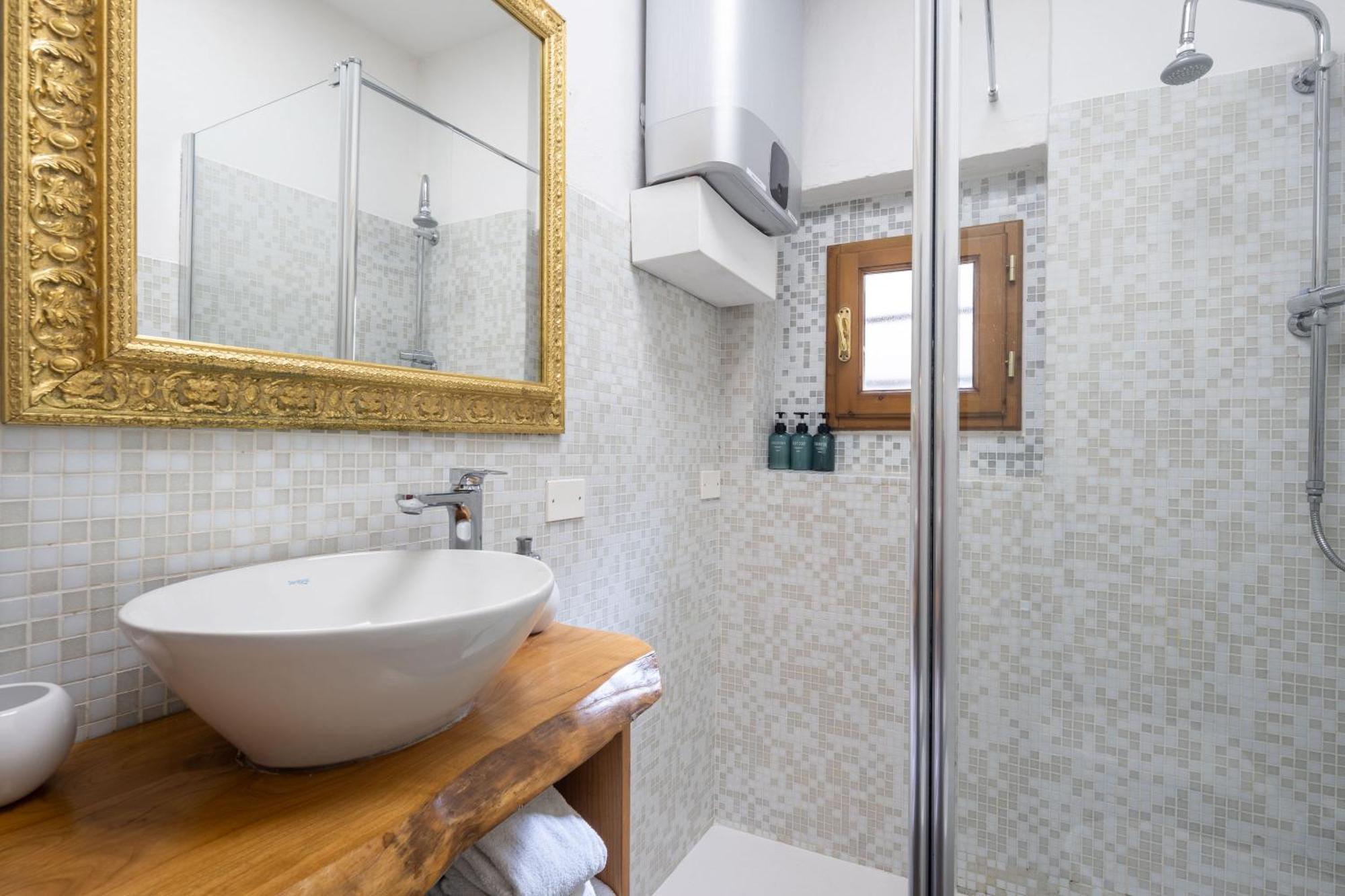 Ardiglione Flat