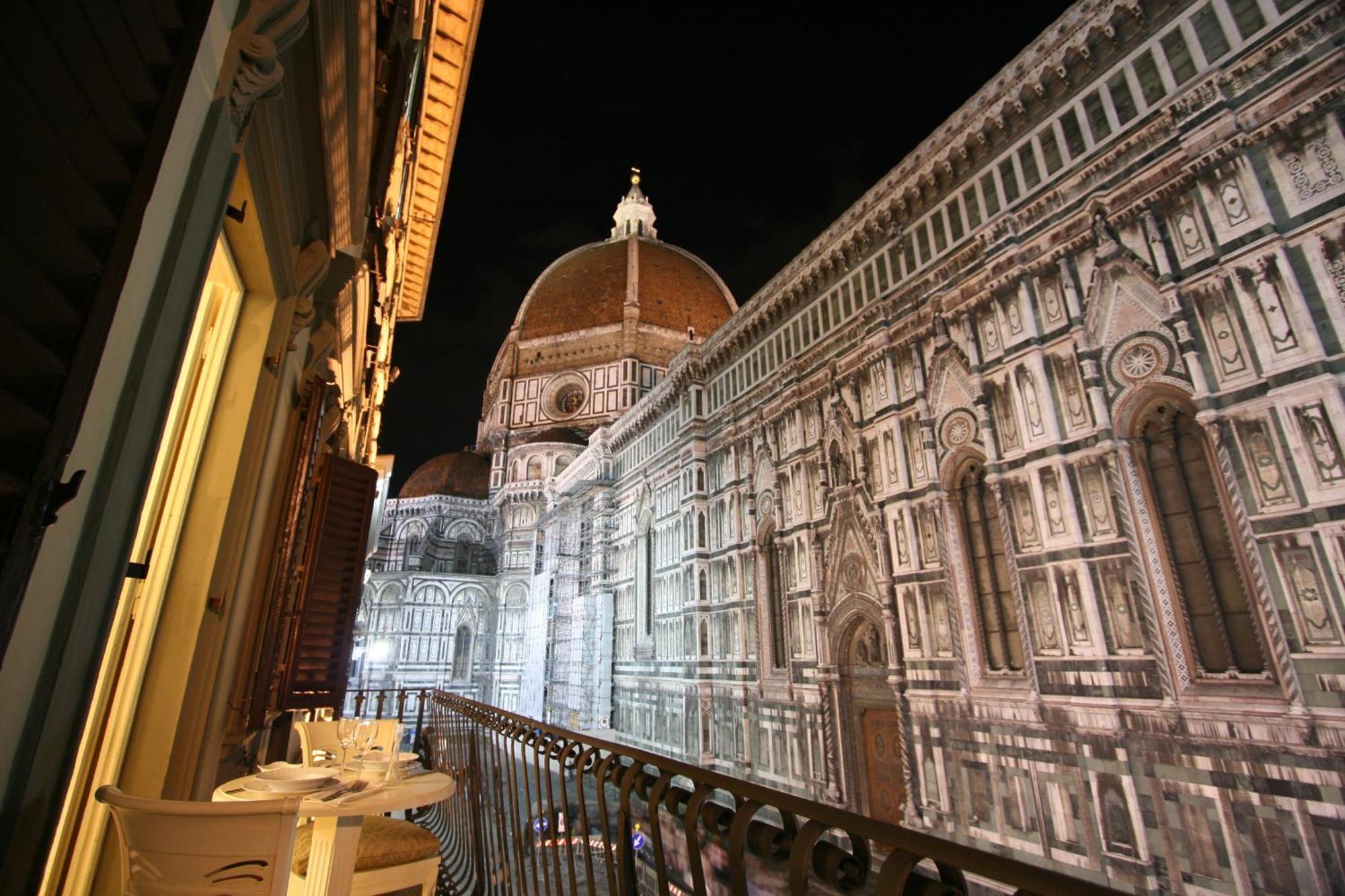 Aparthotel Granduomo Charming Florence
