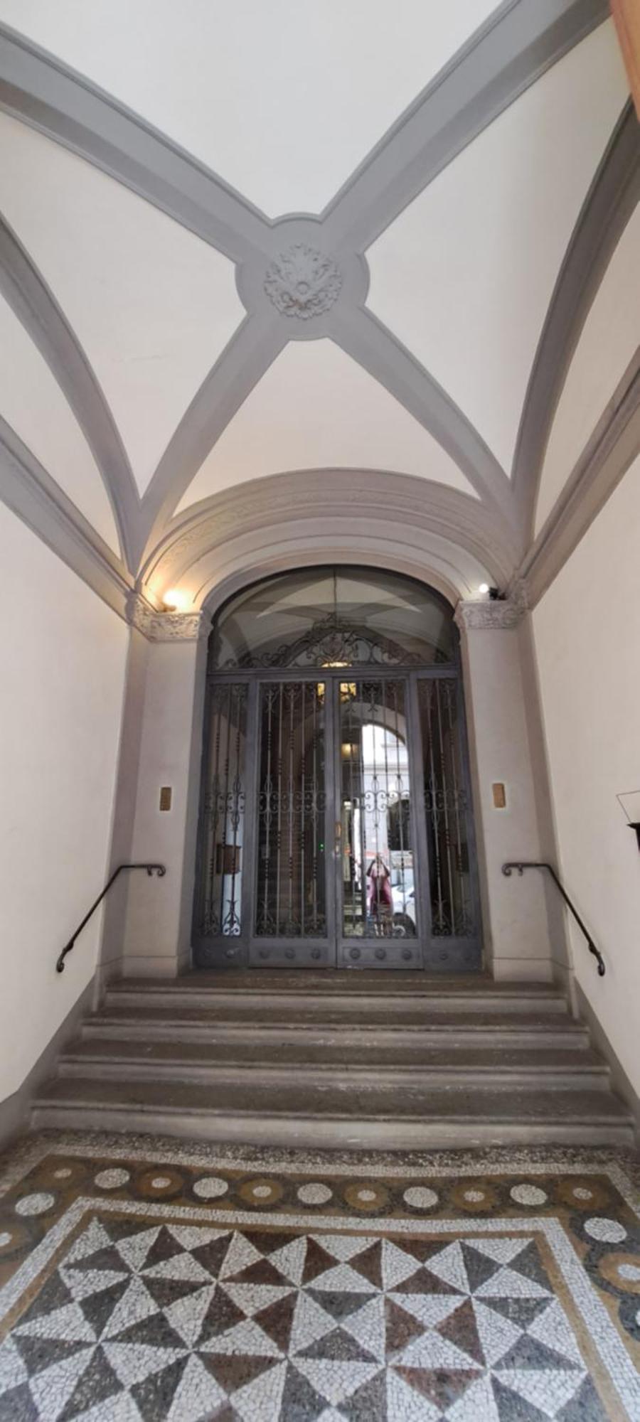 Apartment Sunny With Roof Patio Florence
