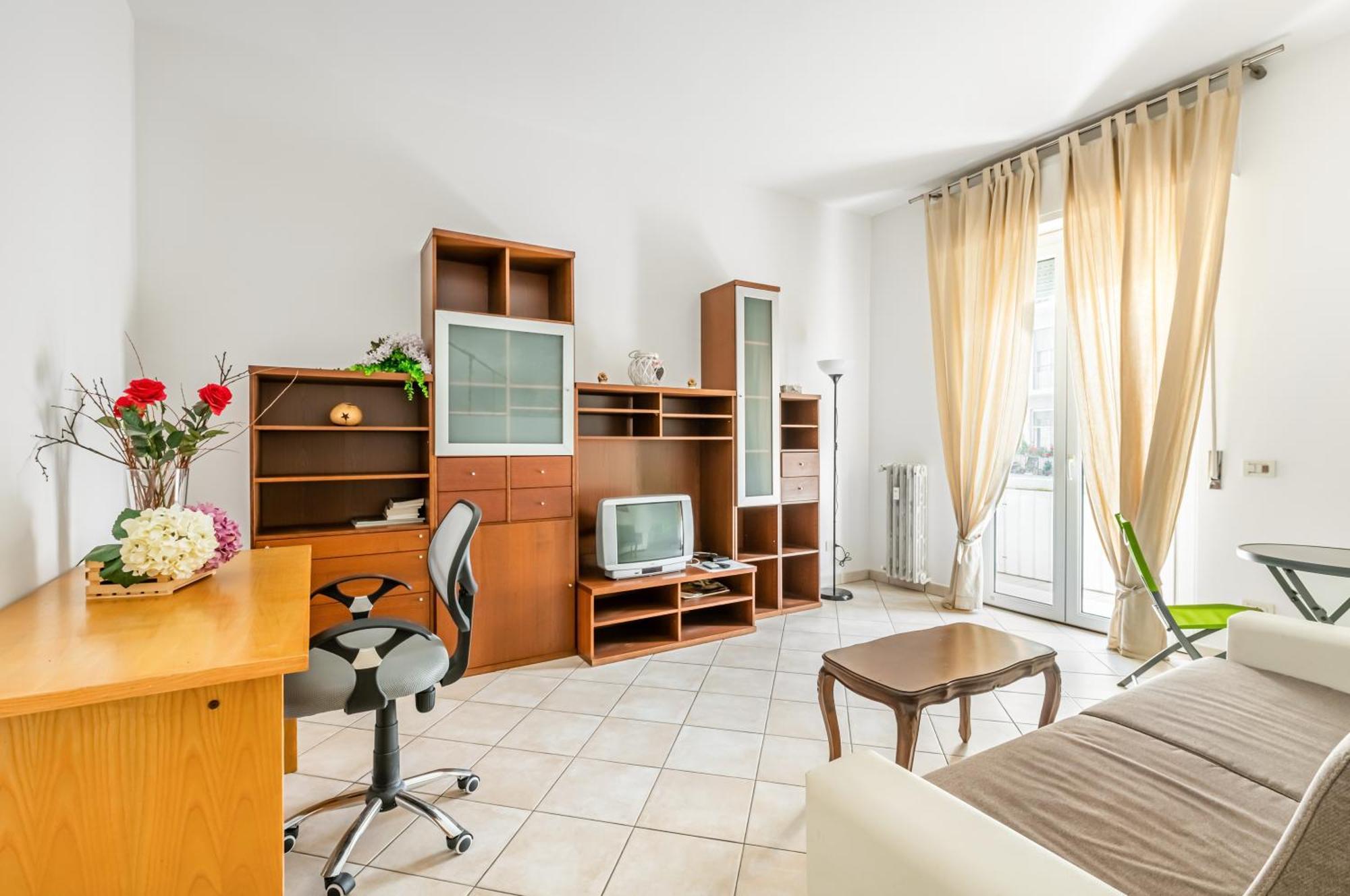 Quiet And Cozy With Balcony Appartement *
