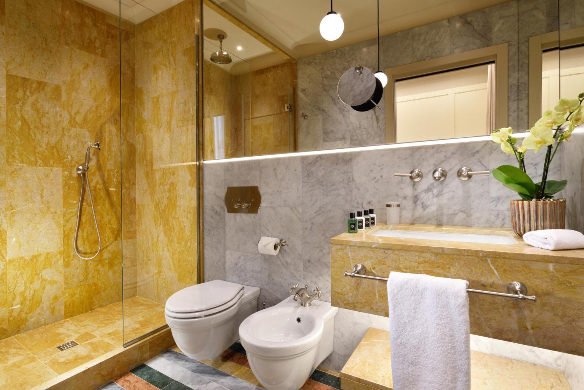 Floren Hotel