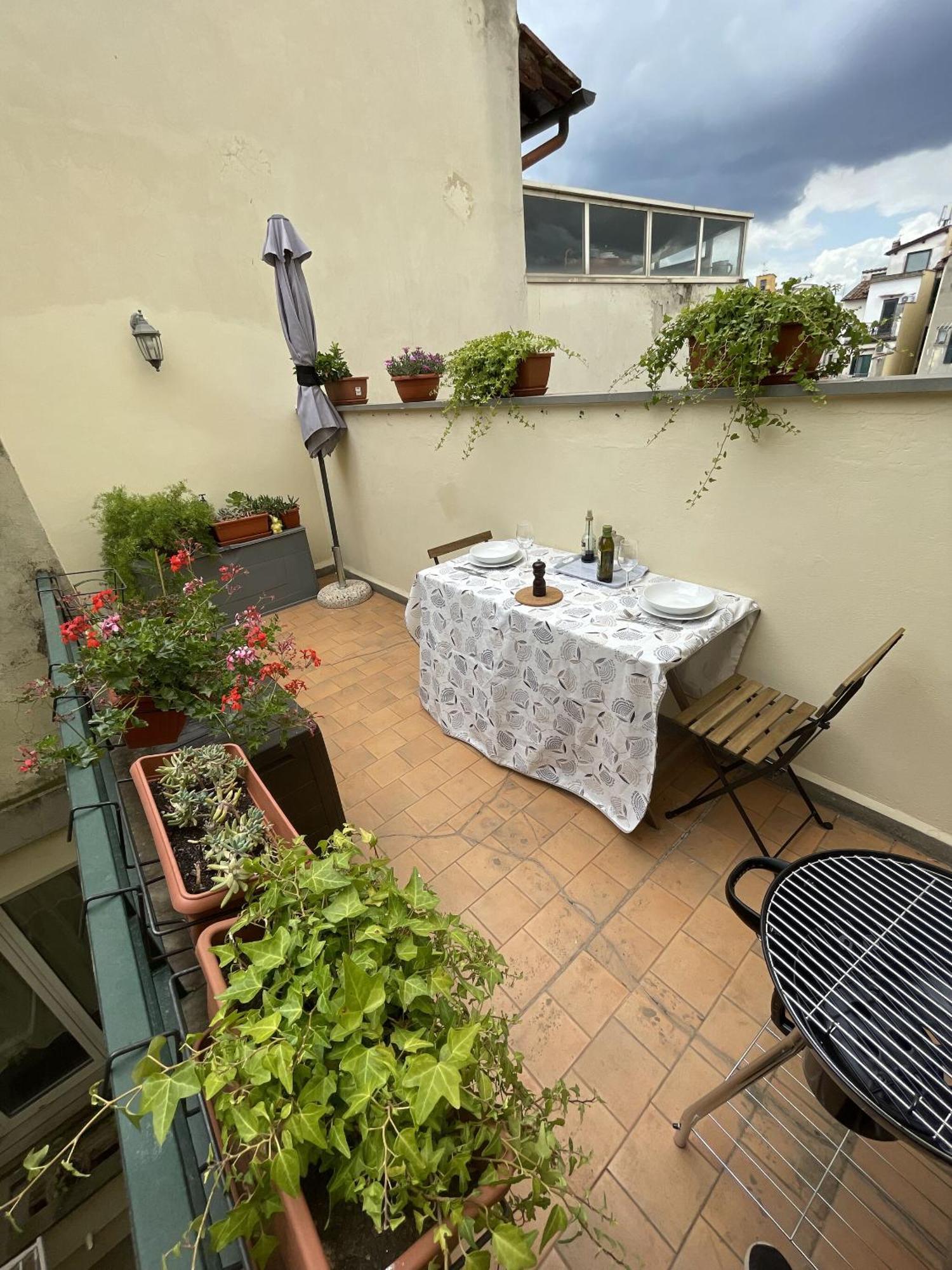 3 Terrace In Apartment Florence
