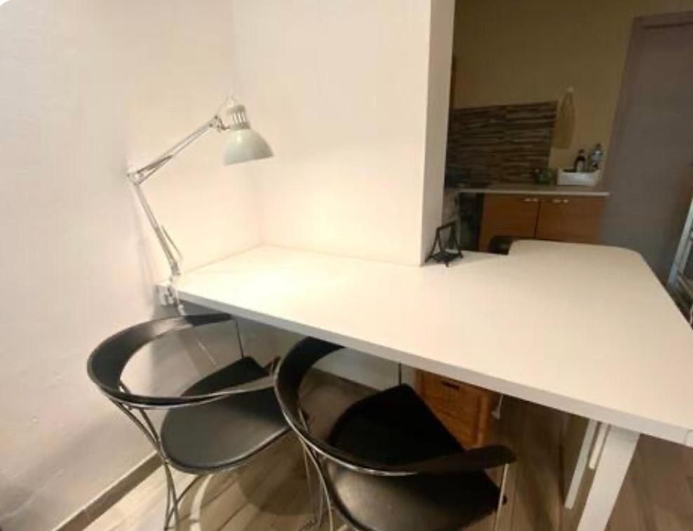 Cosy Modern Flat Private Patio Appartement *