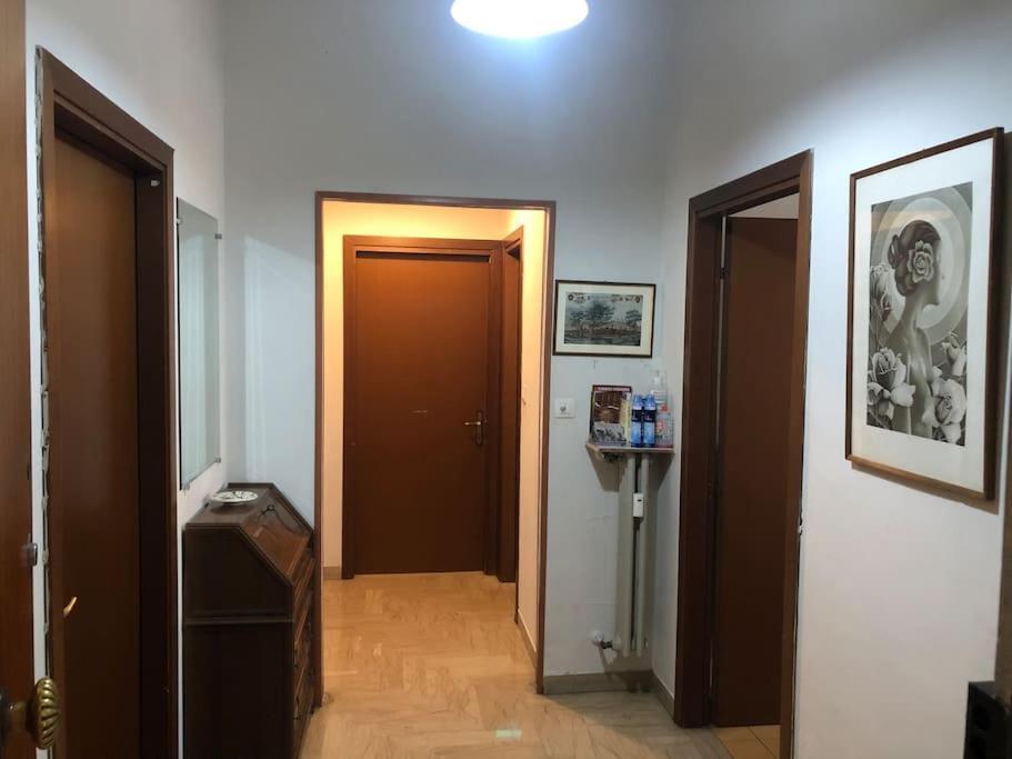 Sansovino Bed And Car Guest house Florence