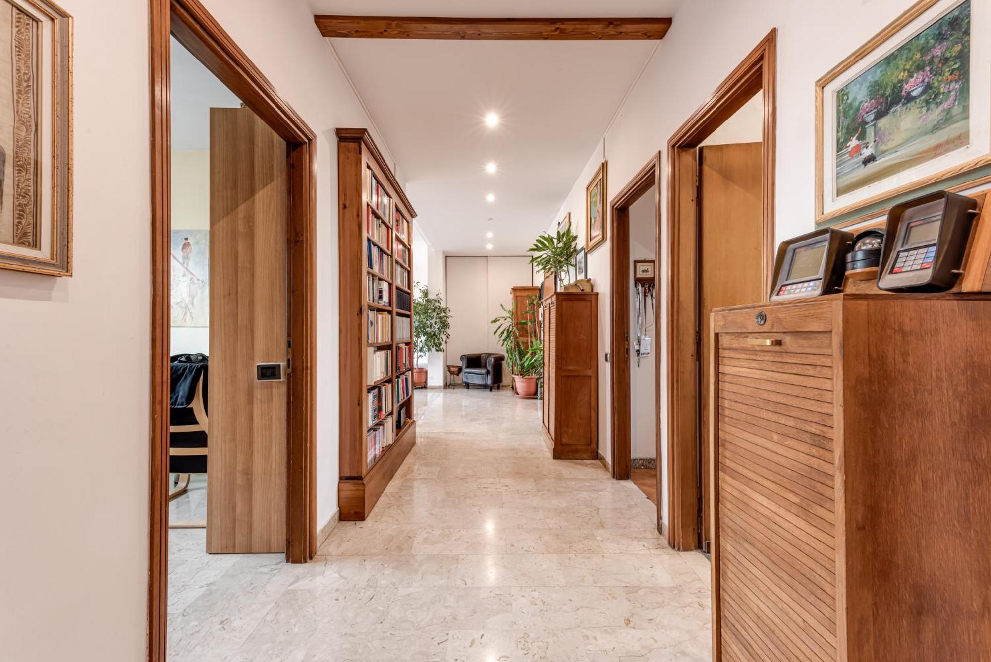 Terrazza, Doppio Parcheggio Appartement *