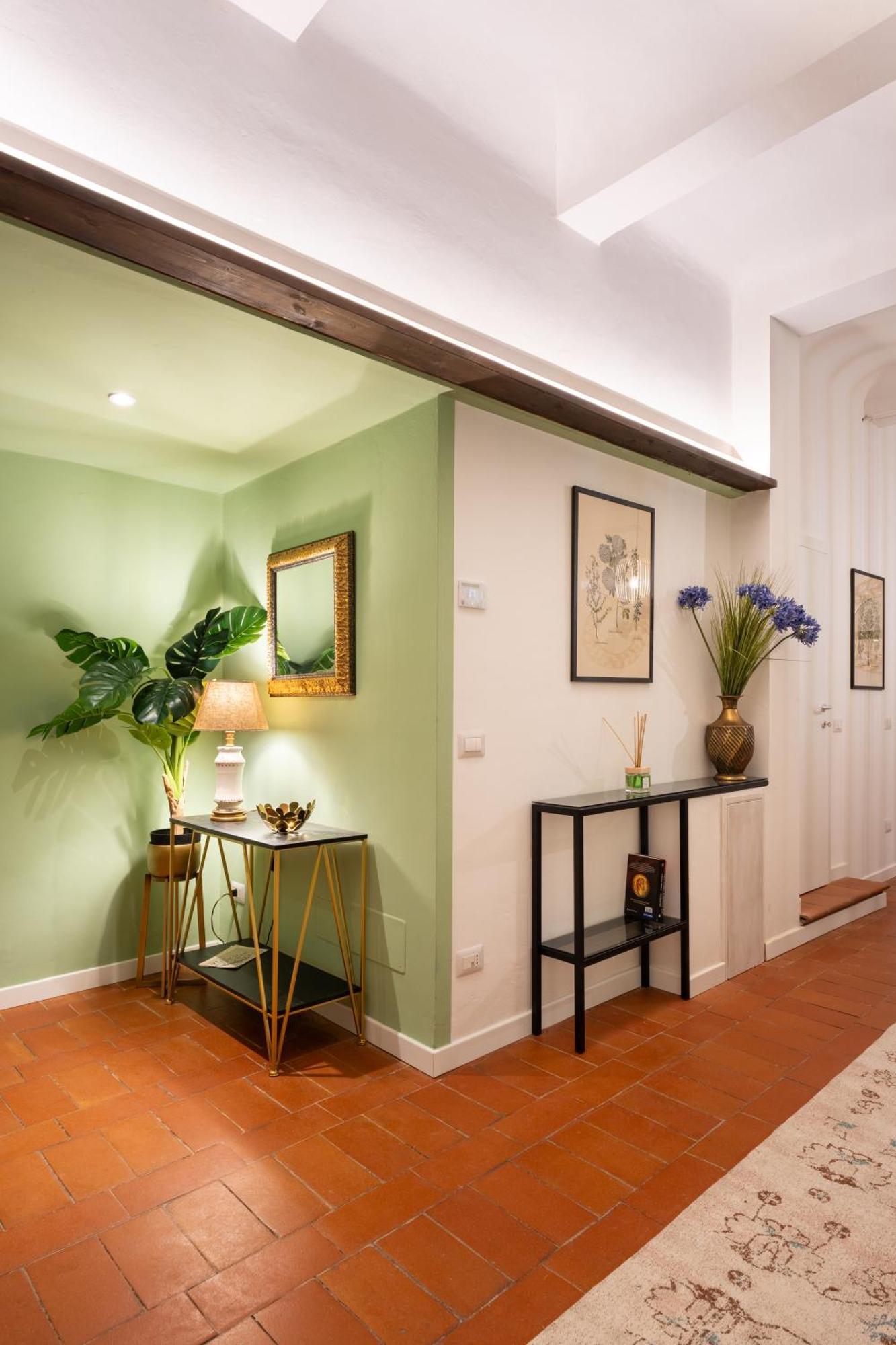 Via Palazzuolo 87 - Charming - Newly Renovated Elegance And Style Near Station Appartement *