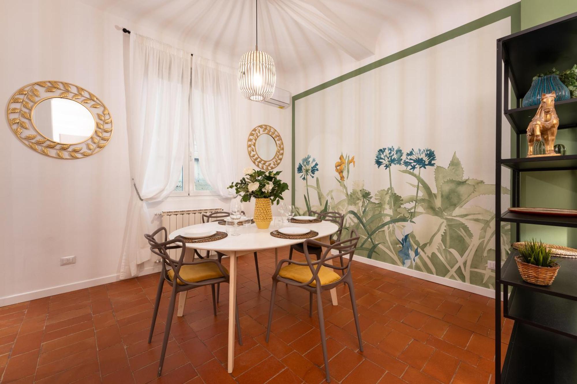 Via Palazzuolo 87 - Charming - Newly Renovated Elegance And Style Near Station Appartement *