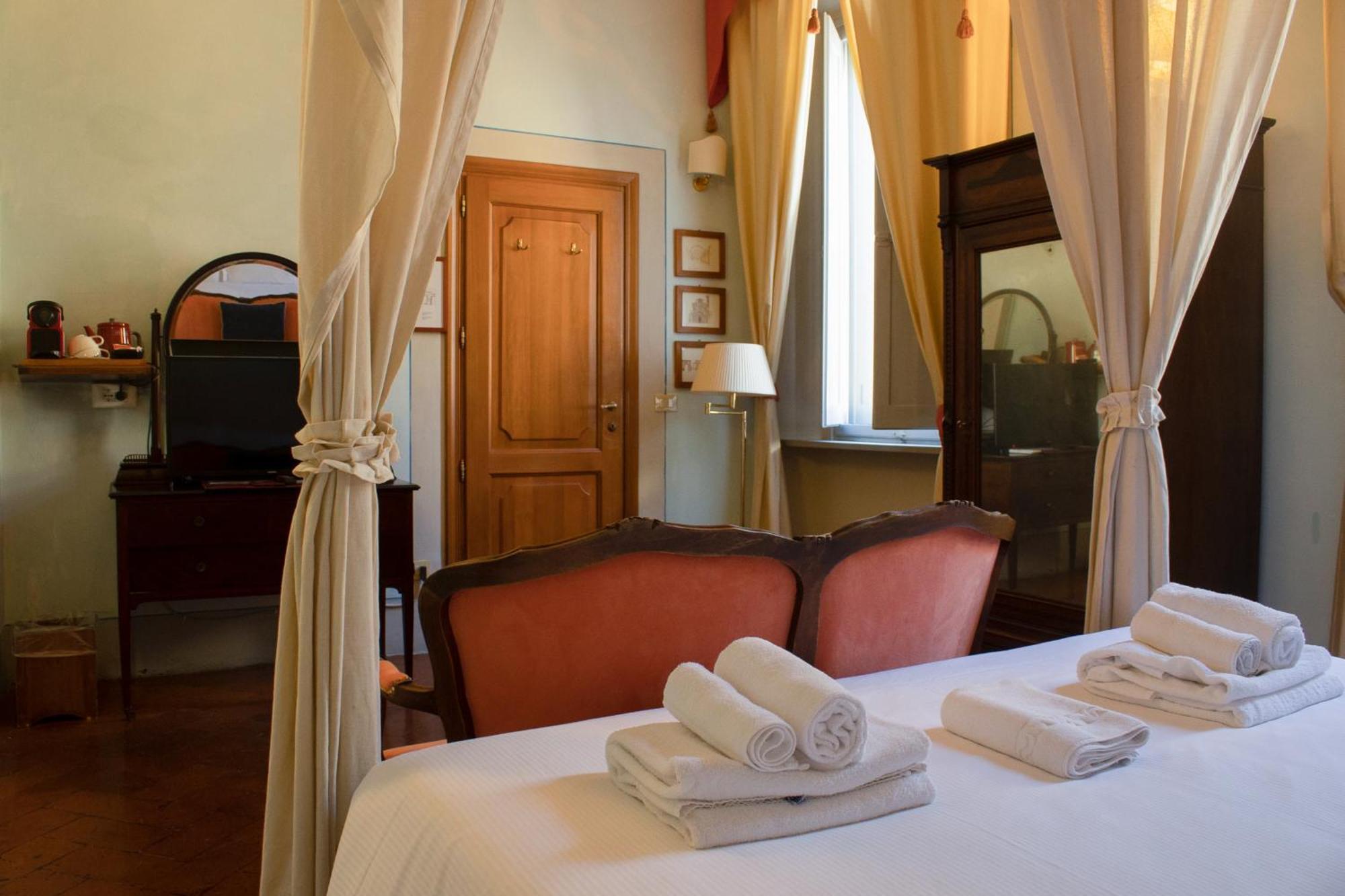 Antica Dimora Bed & Breakfast 3*