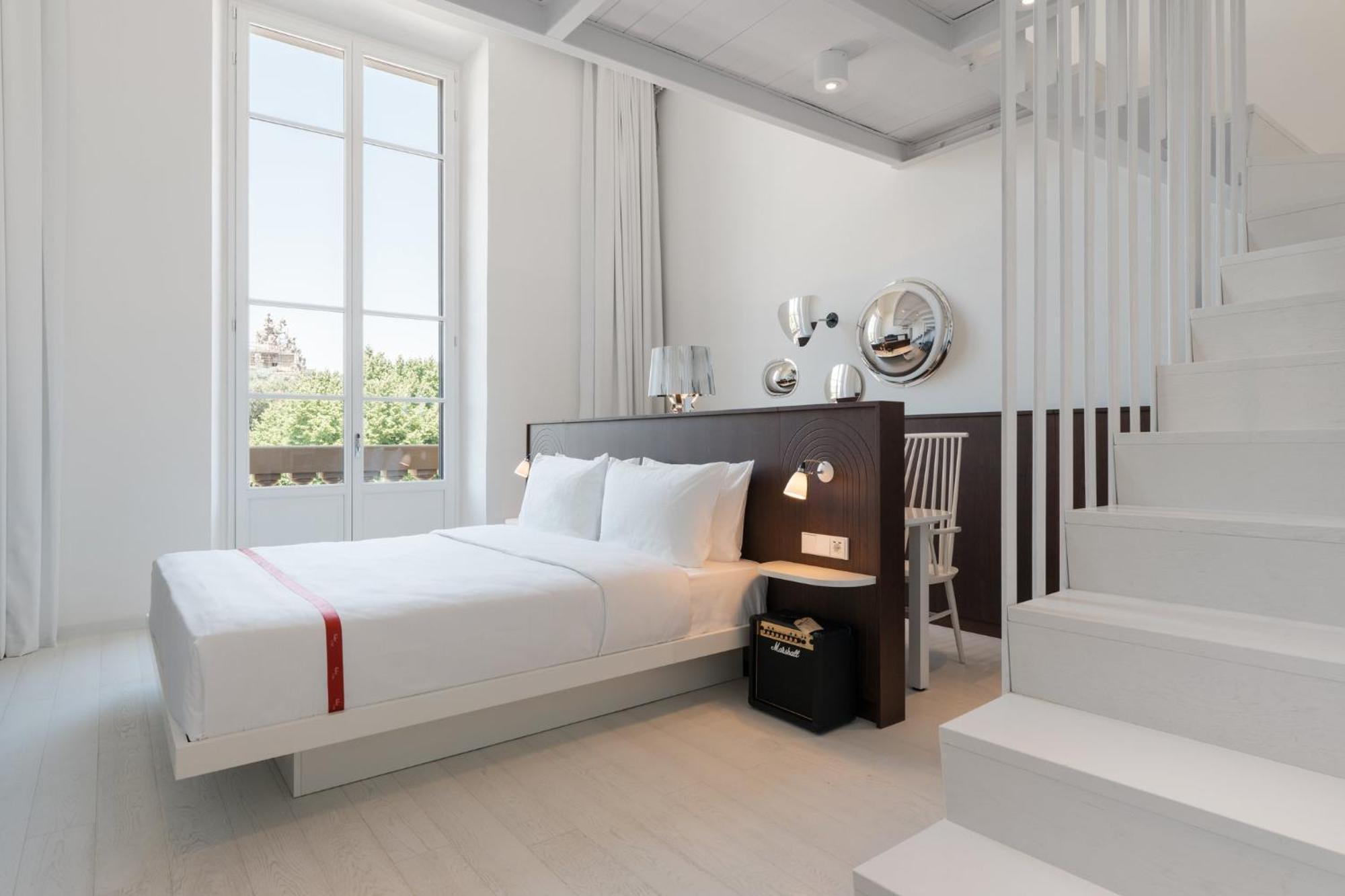 Ruby Bea Hotel 4*