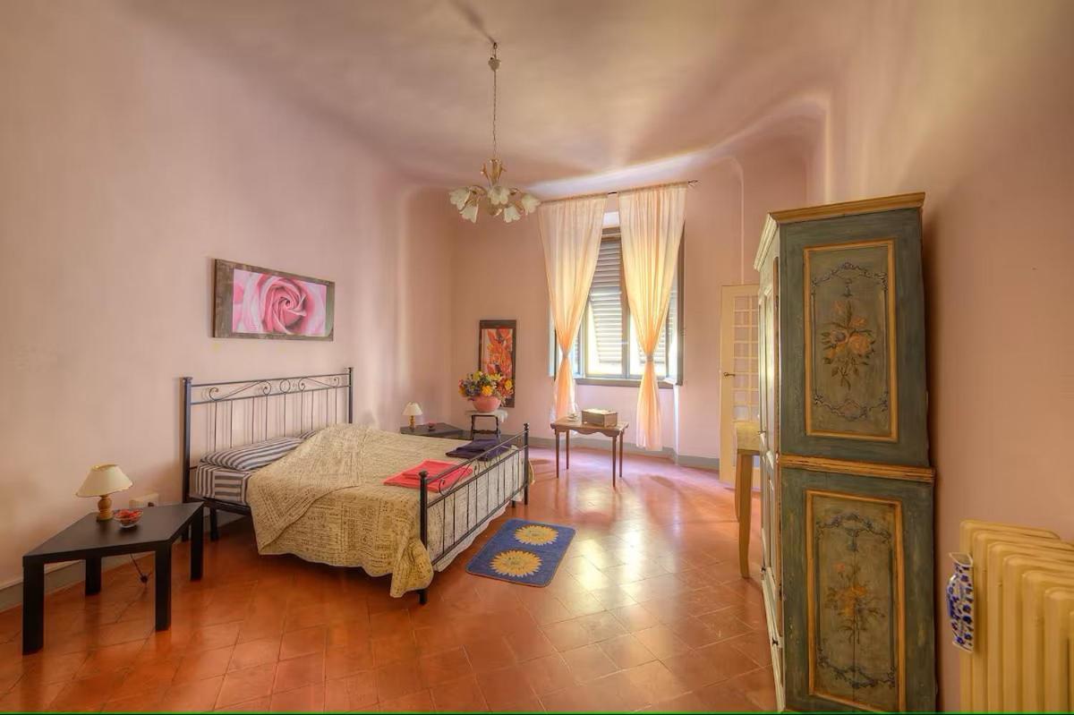 Historical Building Charming Appartement Florence