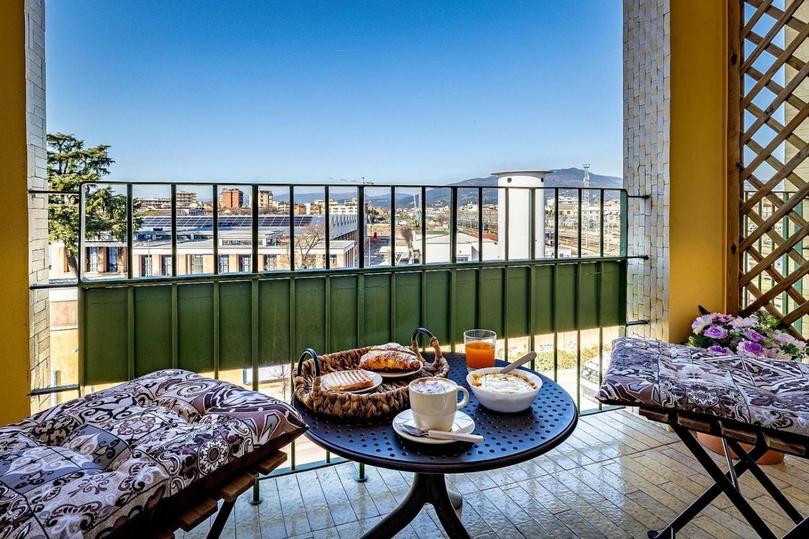Ventuno Acomodação com café da manhã  *
