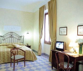 Della Robbia Hotel 3*