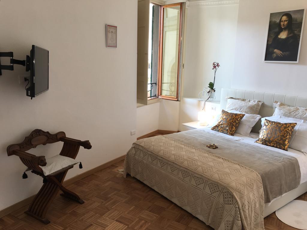 La Tana Dei Leoni Guest house Florence