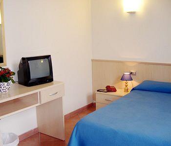 Eden Hotel 3*