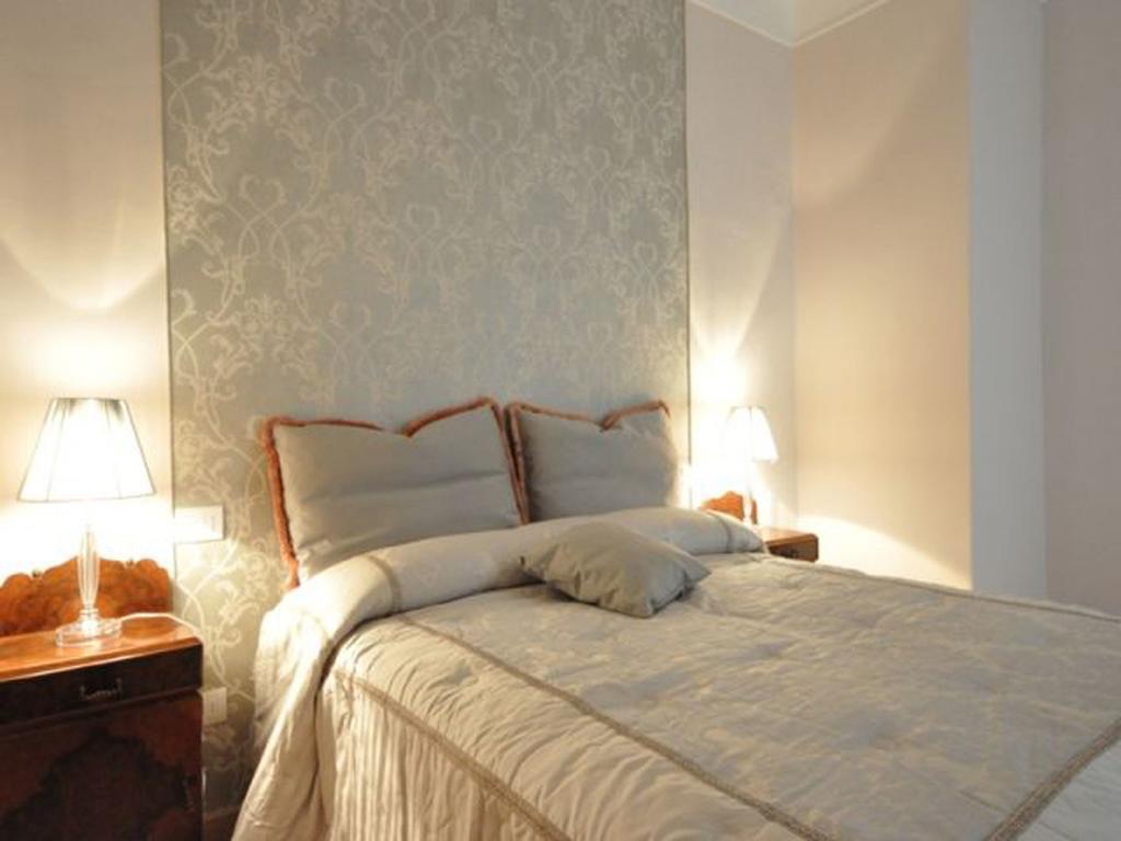 Accademia Hotel 3*