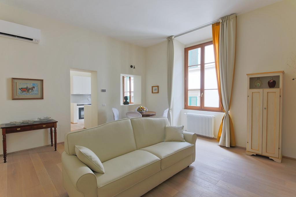 Apartment Proconsolo Superior Florence