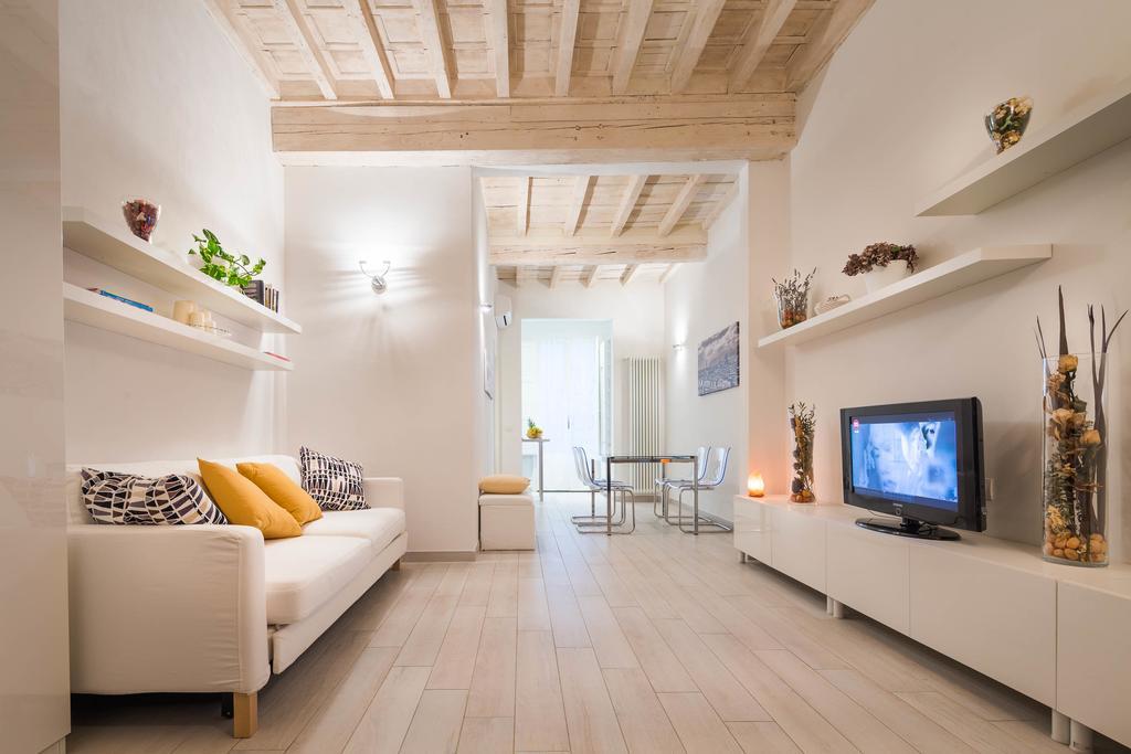 Apartment Novella White
