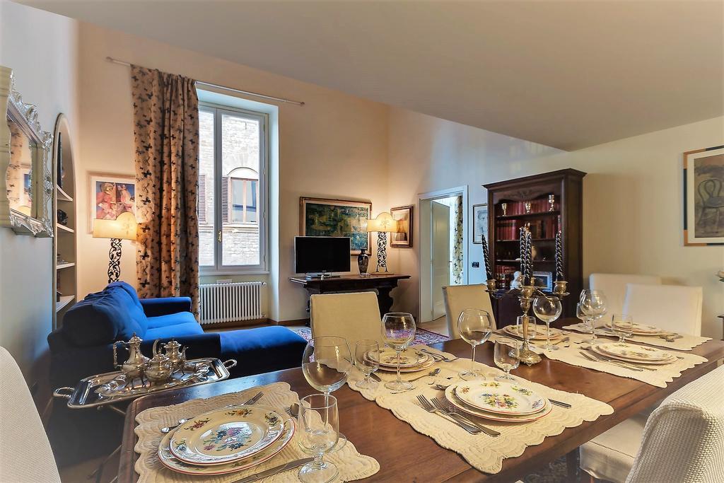 Apartment Tornabuoni Charme Florence