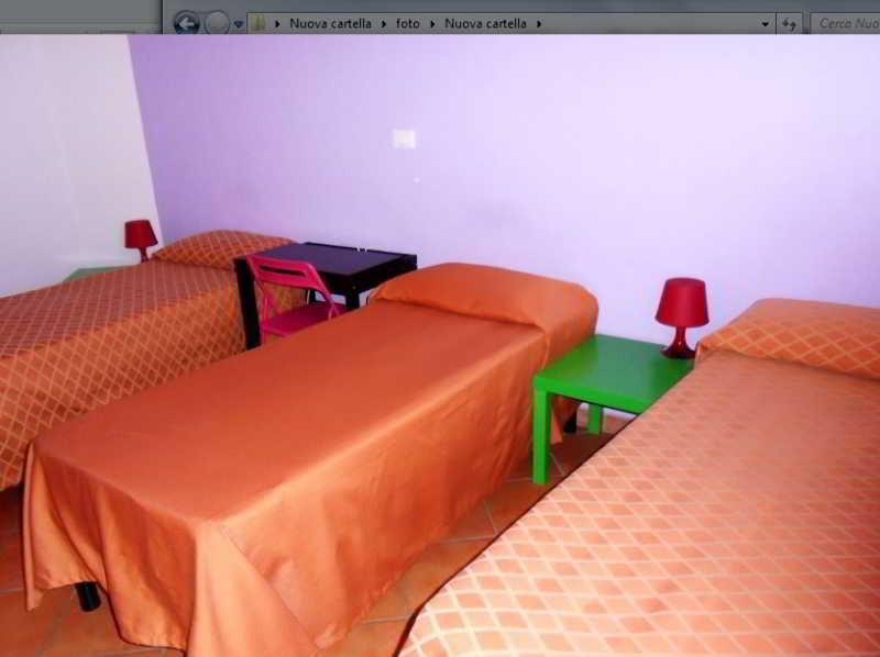 Paola Hotel