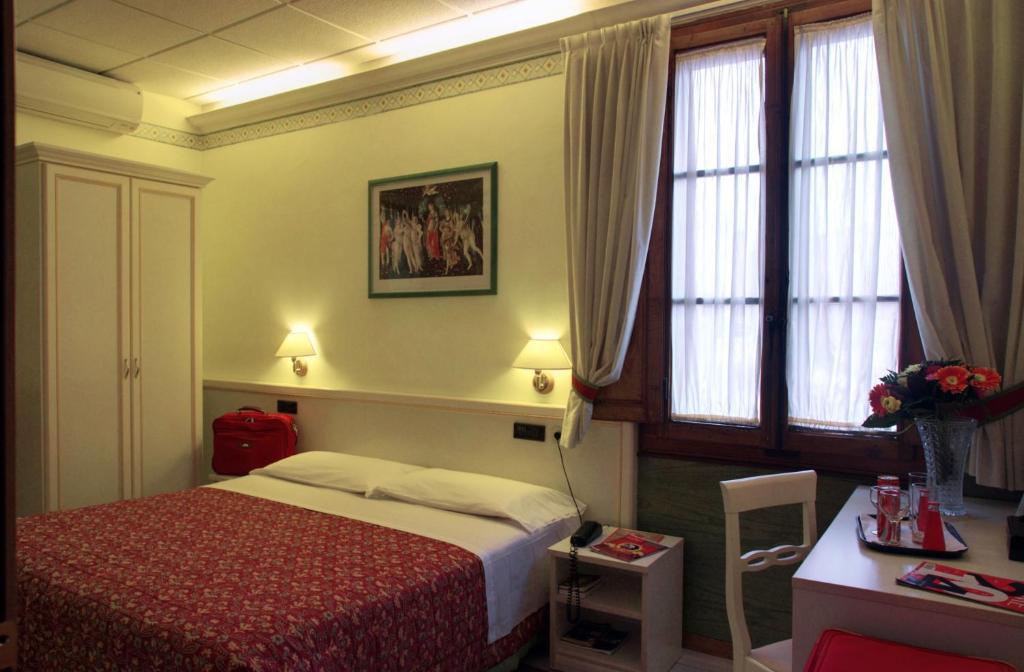 Casci Hotel 2*