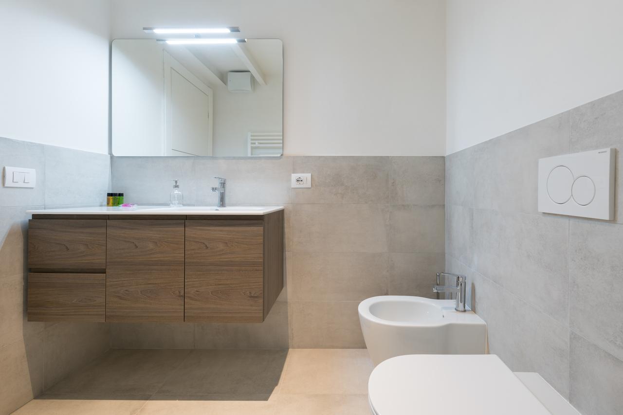 Apartment Masai - One Bedroom Flat 1st Floor By Train Station