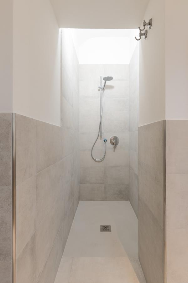 Apartment Masai - One Bedroom Flat 1st Floor By Train Station