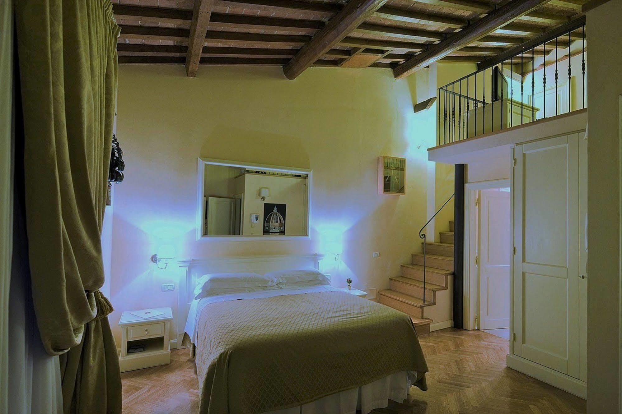 Granduomo Charming Aparthotel Florence