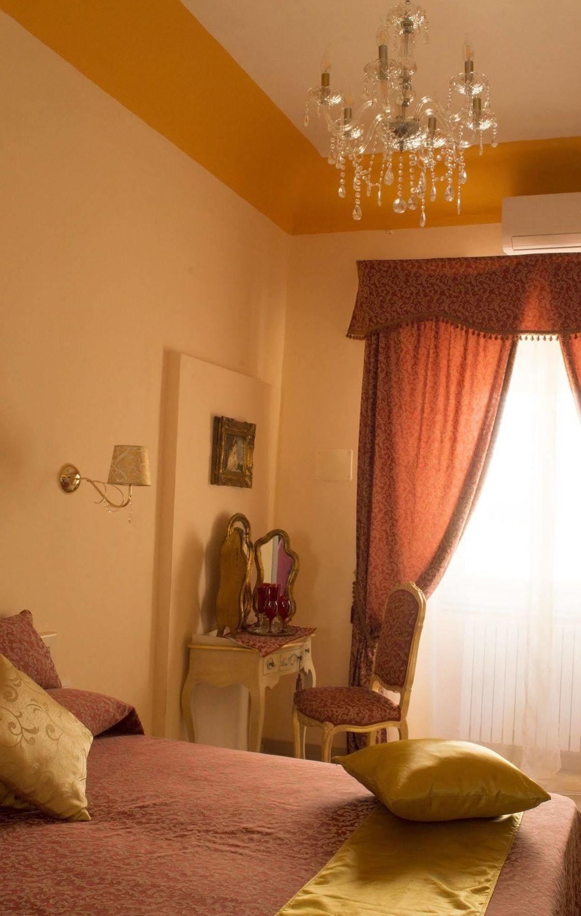 La Corte Dei Principi - Residenza D'epoca Bed & Breakfast 3*