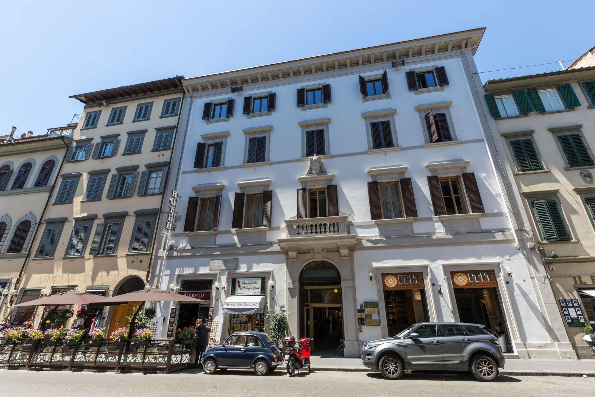Colomba Hotel
