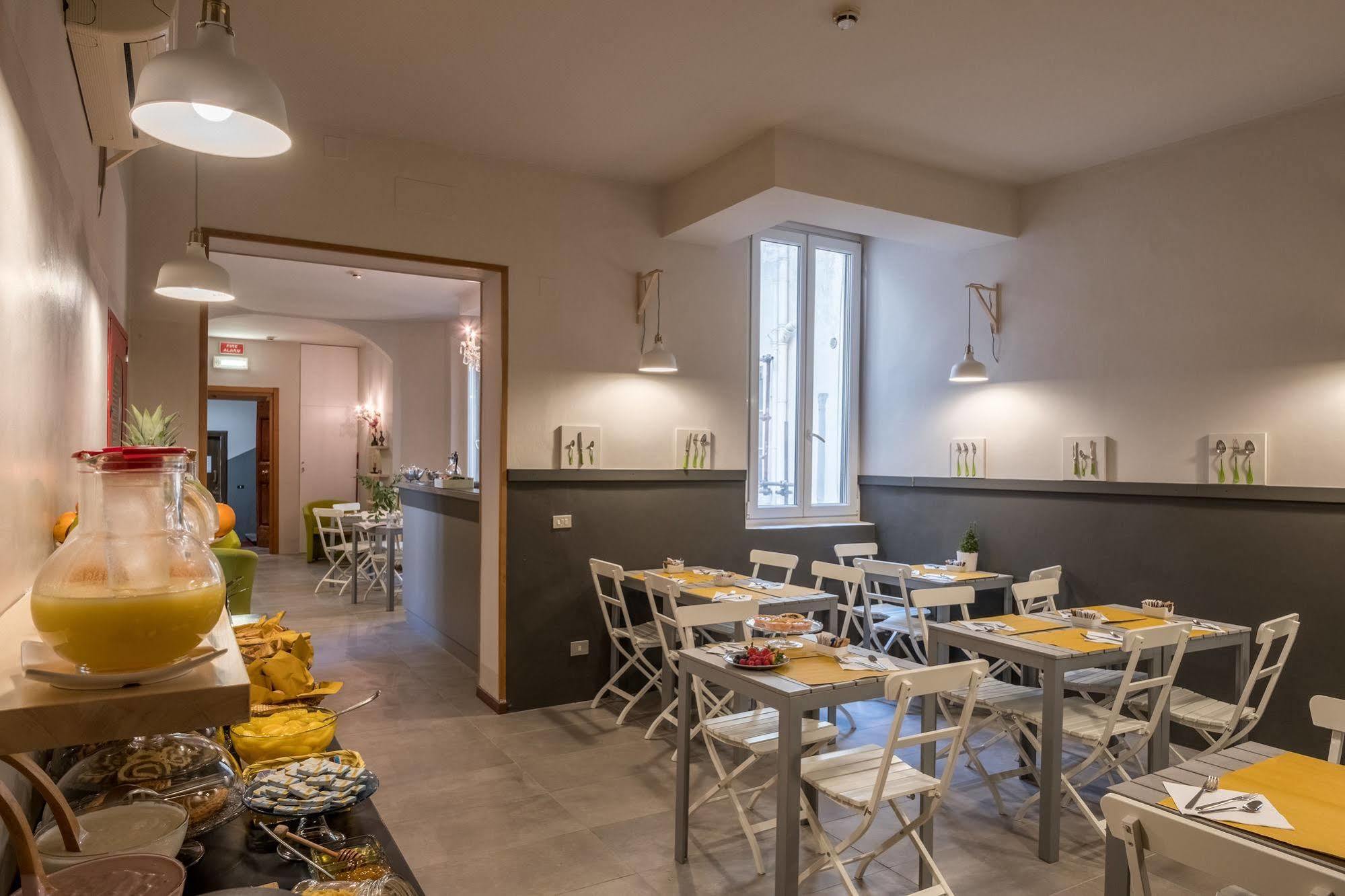 Colomba Hotel