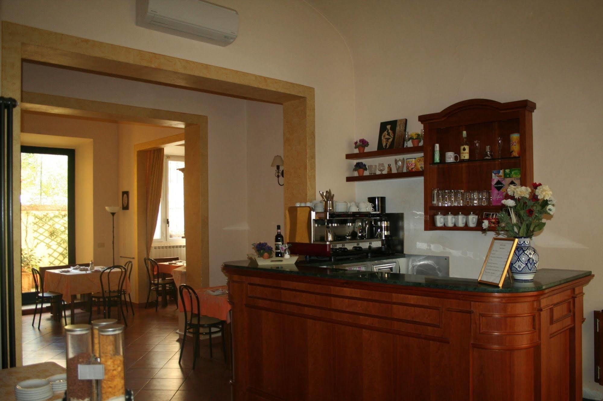 Hotel Eden 3*