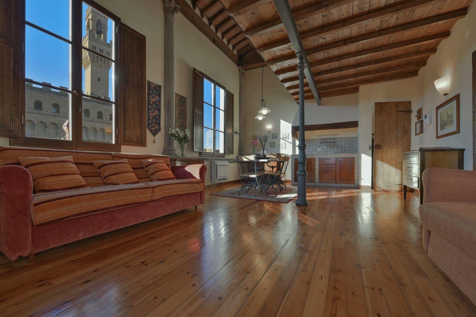 Palazzo Uguccioni Florence