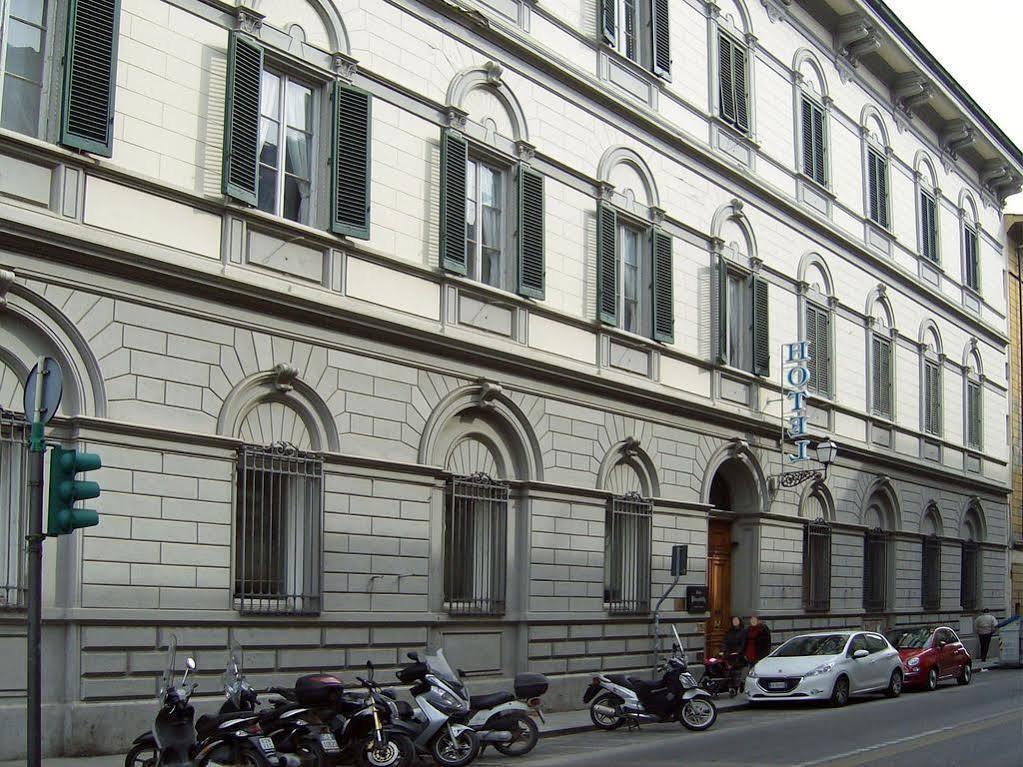 Hotel St. 2*