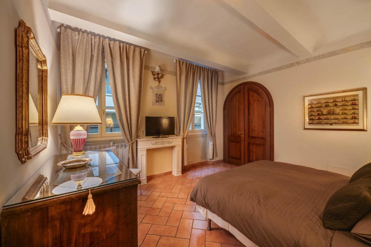 Dante States Apartment Florenz