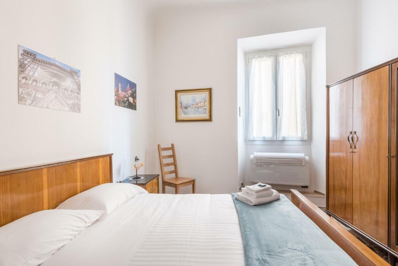Appartement Le Grazie In Superb Location *