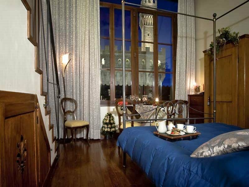 Apartment Palazzo Uguccioni *